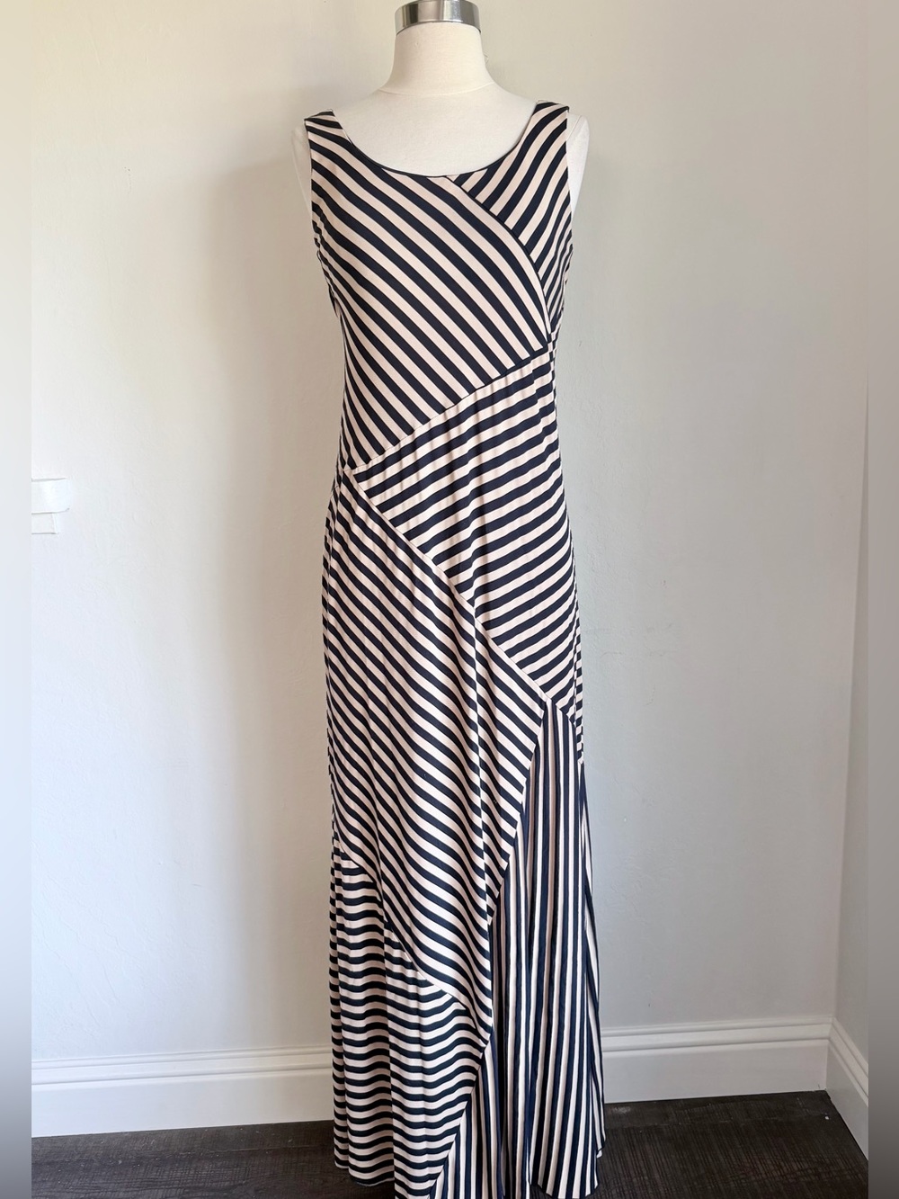 AB Studio Striped Sleeveless Maxi Dress in Navy and Beige, Sz Medium